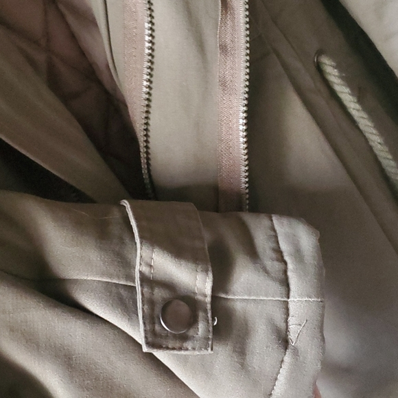 Jacket - Picture 4 of 10